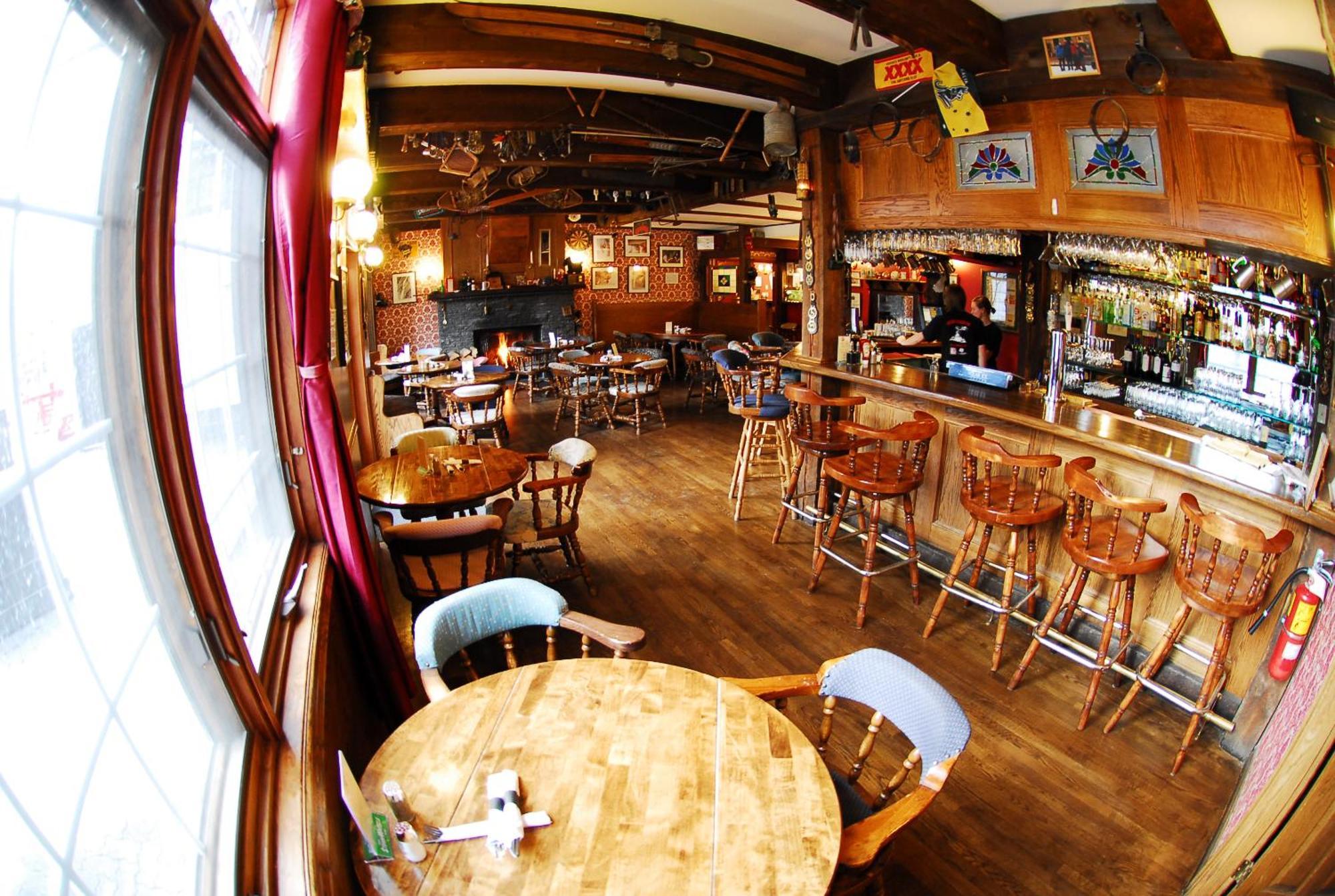 The Georgetown Inn Canmore Exterior foto